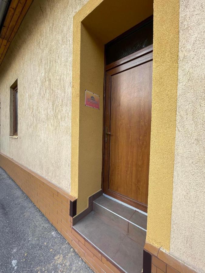 Hotel Mazli Vendeghaz Sátoraljaújhely Exterior foto